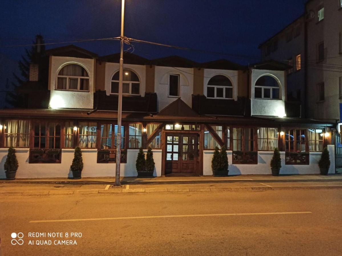 Matino Apartments 3 Valjevo Luaran gambar